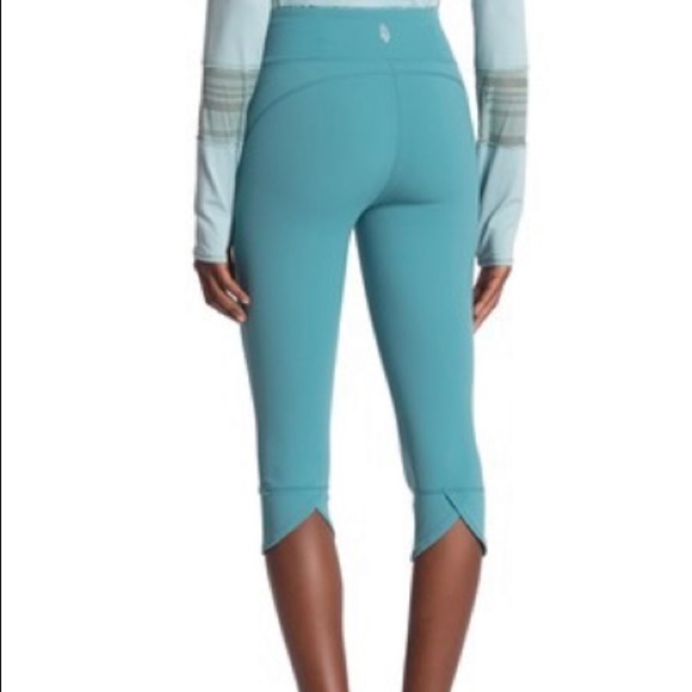 NWT Free People Mid Rise Solid Legging